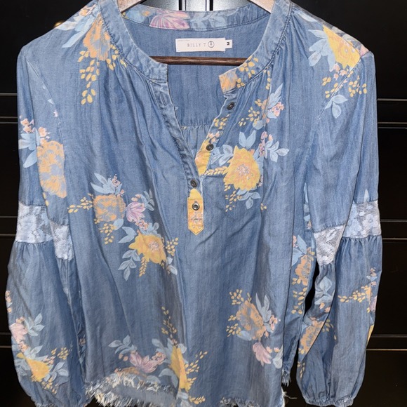 Billy T Women's Long Sleeve Chambray Floral Shirt Raw Hem Popover Medium - Picture 1 of 9